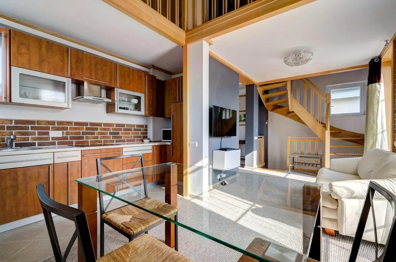 Dom & House - Apartments Ogrodowa سوبوت بولندا